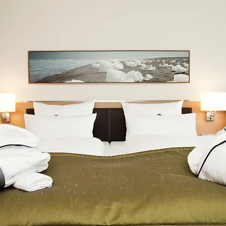 Отель Atlantic 4*